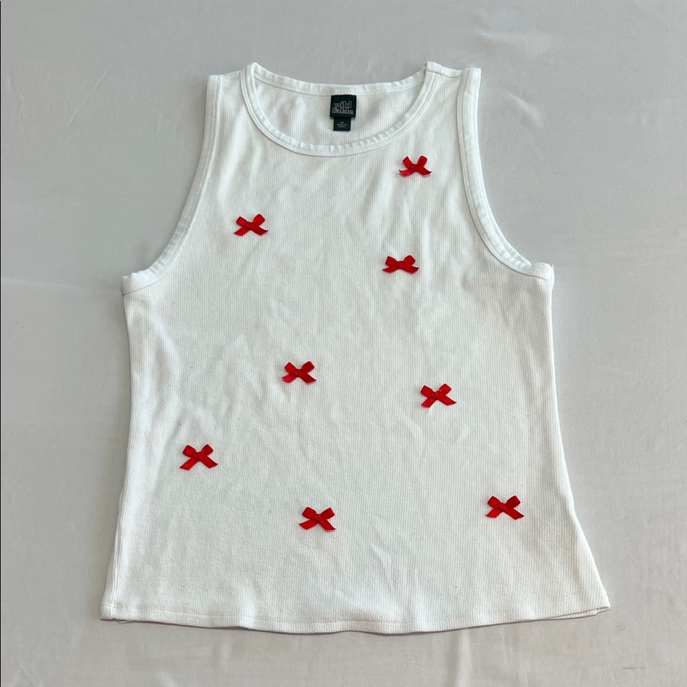 Wild Fable White Tank Top with Red Accents M